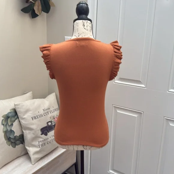 EUC Bundle of 2 J. Crew Ruffle sleeveless top in brown and pink both in small! - Picture 4 of 10